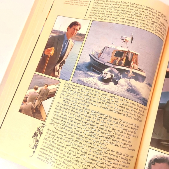 👑5 for $25- 3 Royal Books including Born to Be King, Prince William of Wales👑 - Picture 11 of 16